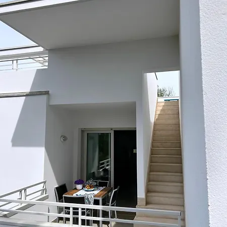 Dune Dependance 公寓式酒店 比比翁